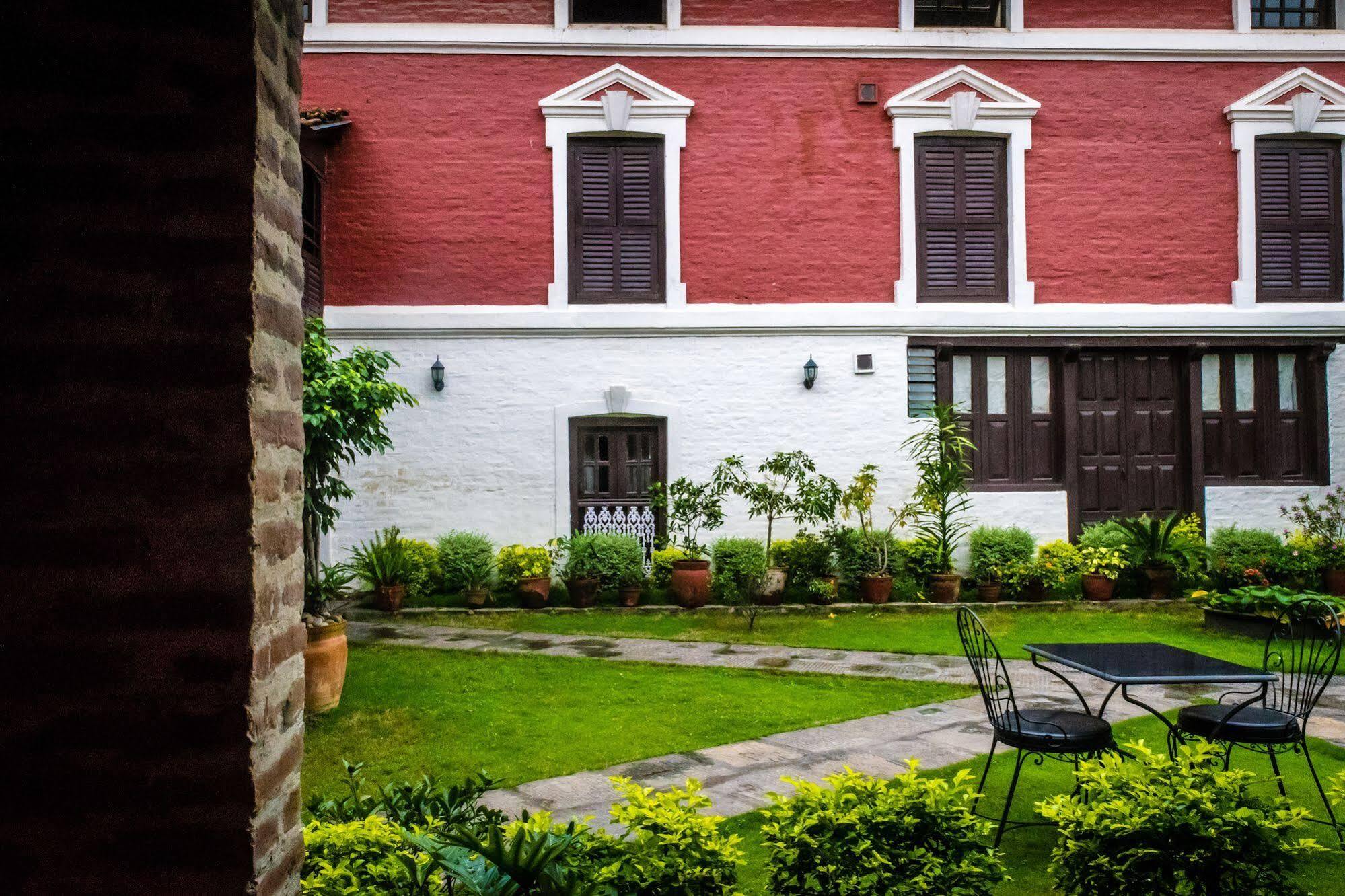 Oyo 738 Hotel Kaze Darbar Catmandu Exterior foto