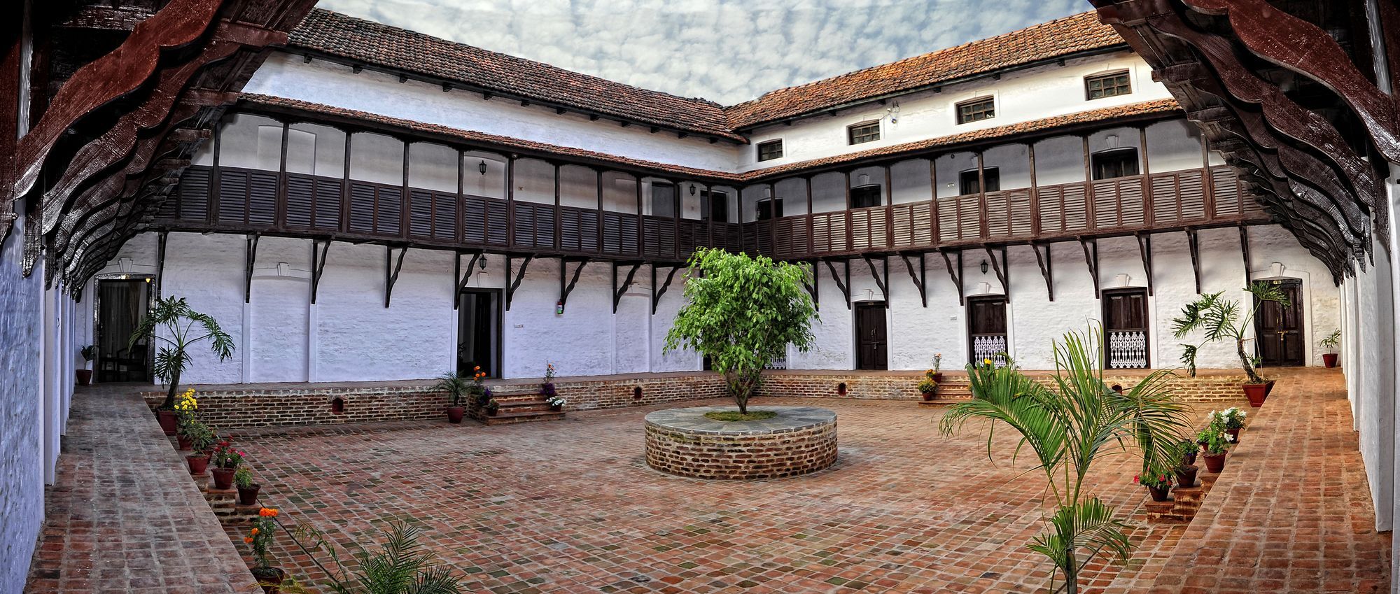 Oyo 738 Hotel Kaze Darbar Catmandu Exterior foto