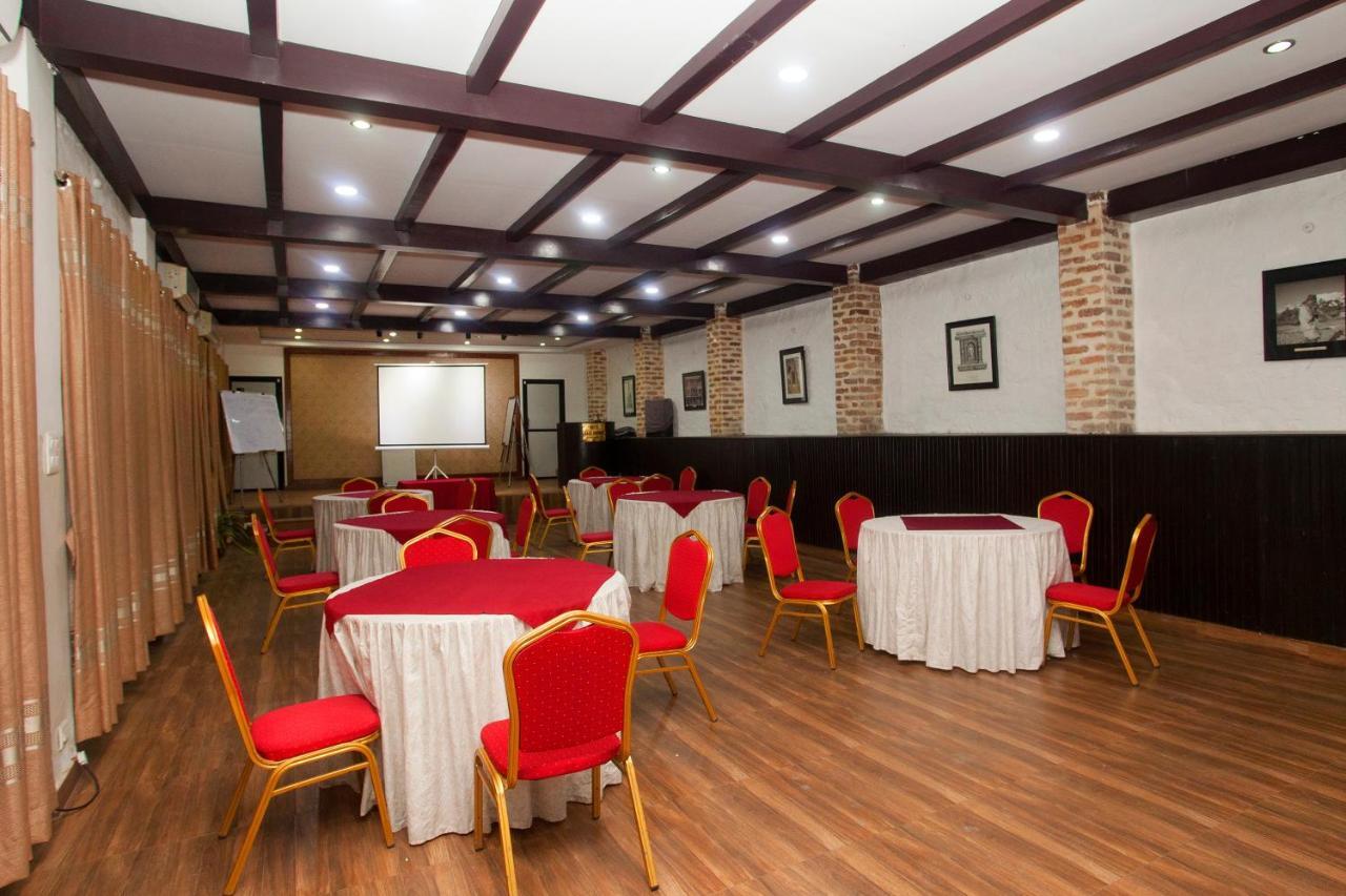 Oyo 738 Hotel Kaze Darbar Catmandu Exterior foto