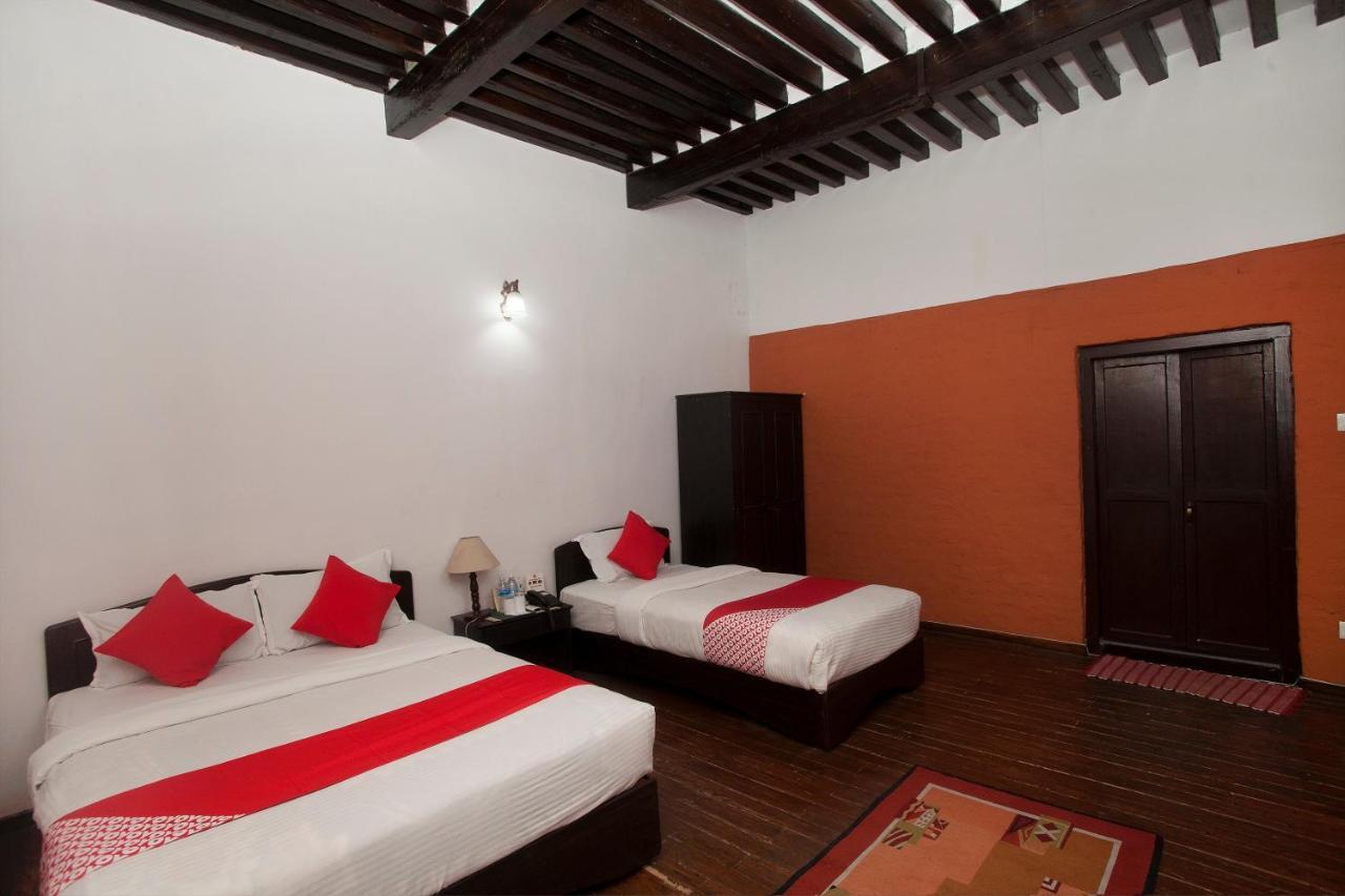Oyo 738 Hotel Kaze Darbar Catmandu Quarto foto